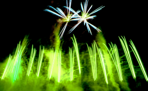 العاب-ناريه 63 قائمة